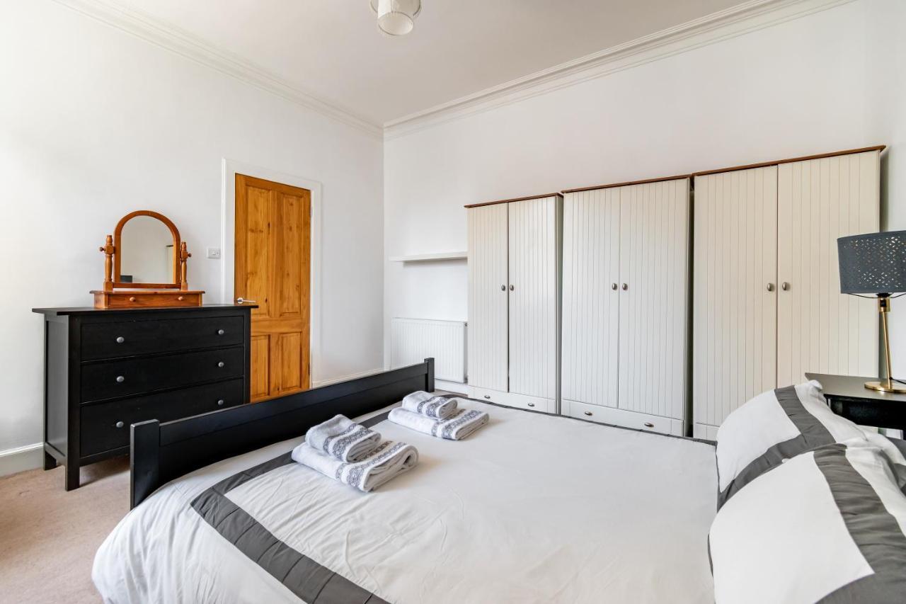 Amazing Apartments - Dalgety St - Near Holyrood Edinburgh Eksteriør bilde