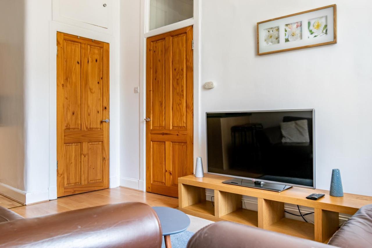 Amazing Apartments - Dalgety St - Near Holyrood Edinburgh Eksteriør bilde