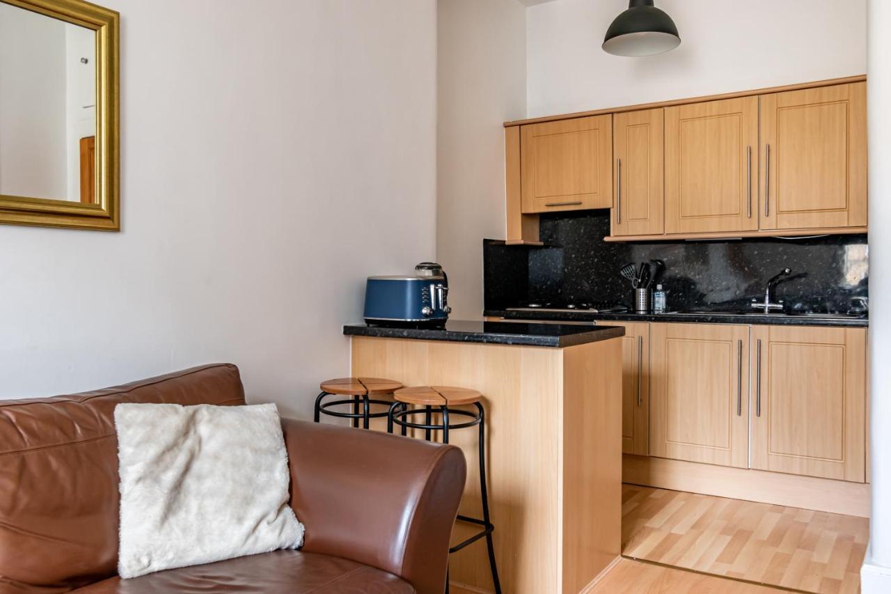 Amazing Apartments - Dalgety St - Near Holyrood Edinburgh Eksteriør bilde